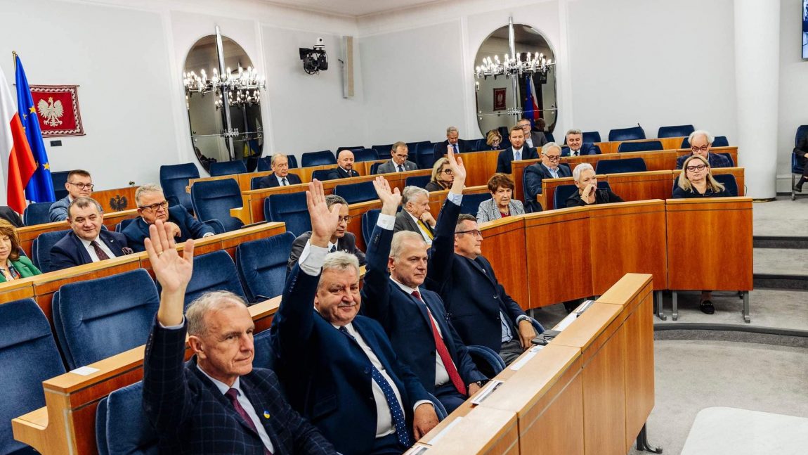 Senat przyjął uchwałę uznającą władze Federacji Rosyjskiej za reżim terrorystyczny
